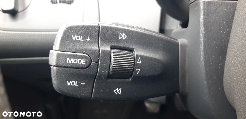 Seat Ibiza 1.4 16V Comfort Edition - 21