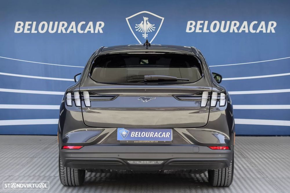 Ford Mustang Mach-E - 5