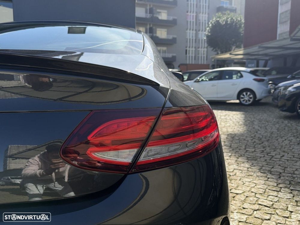 Mercedes-Benz C 220 d AMG Line - 20