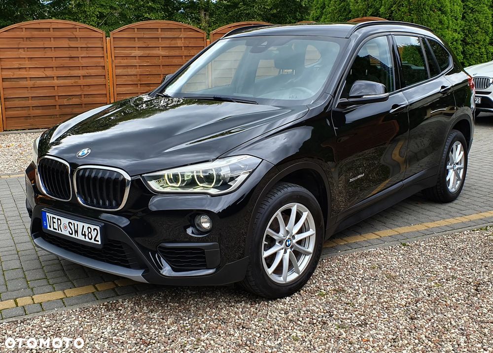 BMW X1 sDrive18d Sport Line - 3