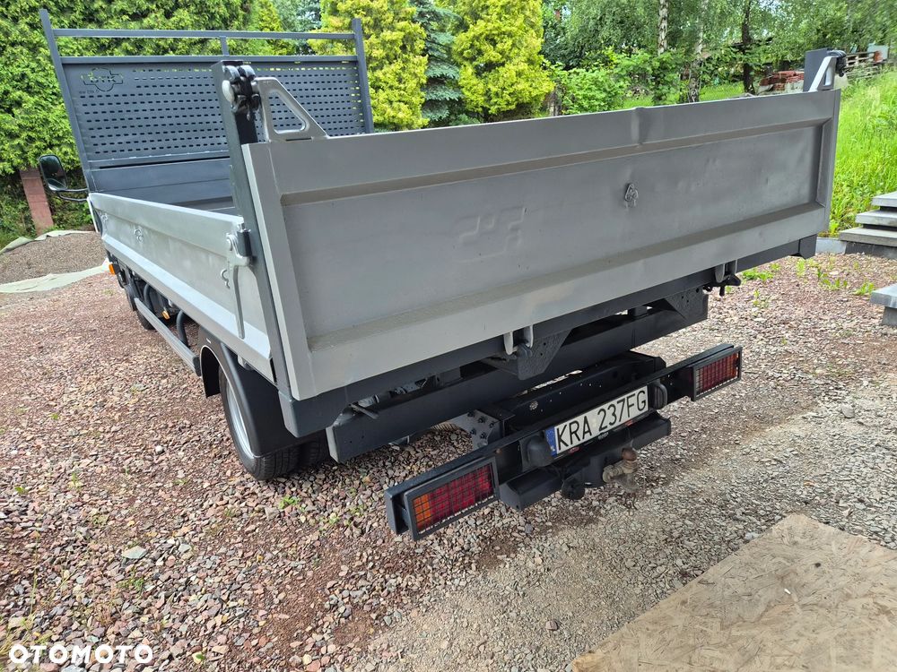 Nissan Cabstar - 3