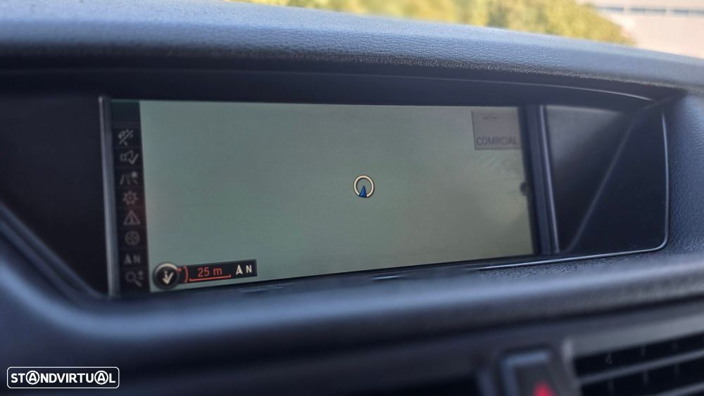 BMW X1 18 d xDrive - 19