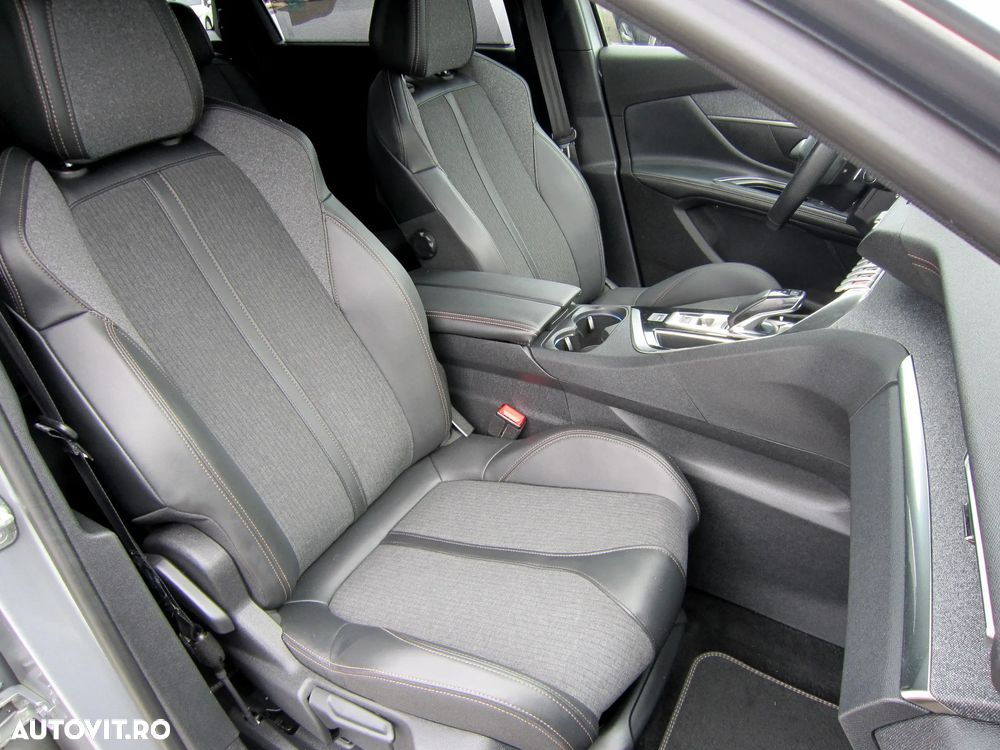 Peugeot 5008 BlueHDI 130 EAT8 GT - 23