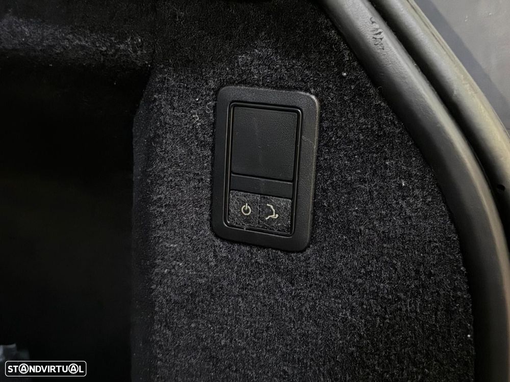 Land Rover Range Rover Sport 3.0 TDV6 HSE Dynamic - 9