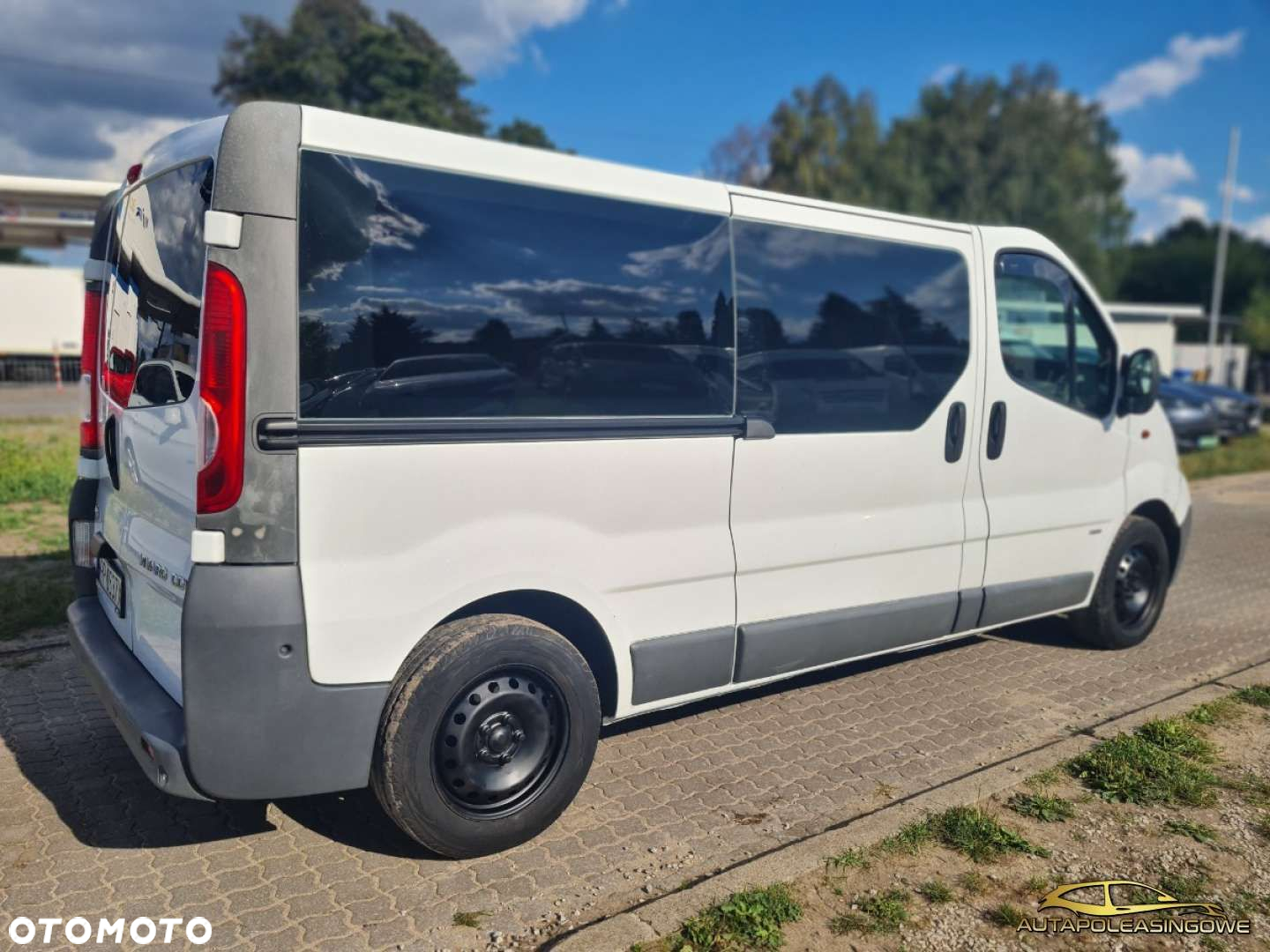 Opel Vivaro - 14