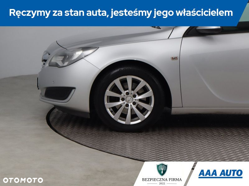 Opel Insignia - 16