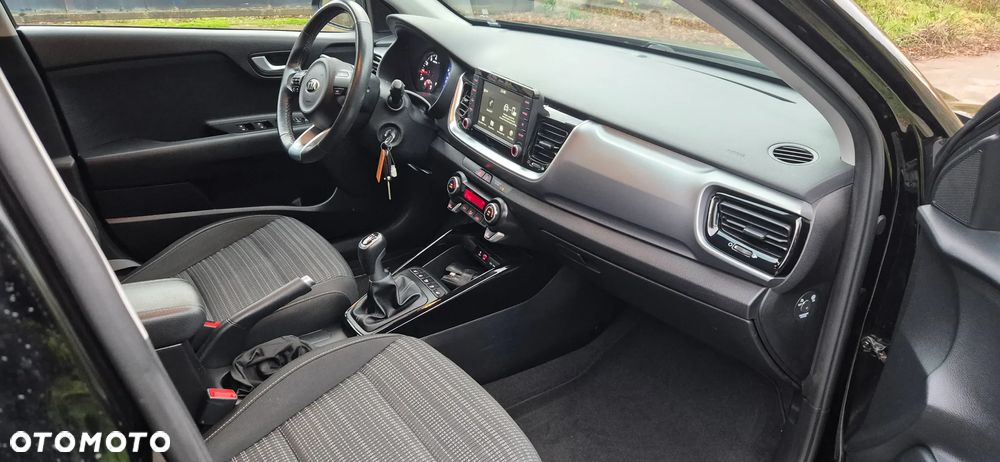 Kia Stonic 1.0 T-GDI L Business Line - 22