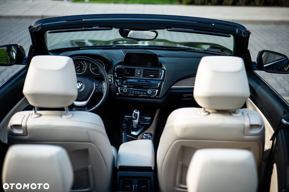 BMW Seria 2 220i - 10