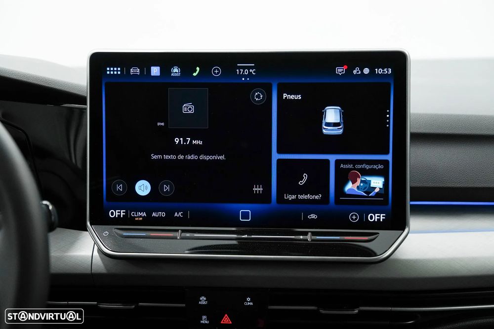 VW Golf 1.5 eTSI Urban DSG - 25