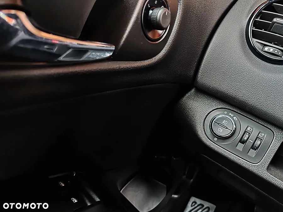 Opel Meriva 1.4 150 Jahre - 28