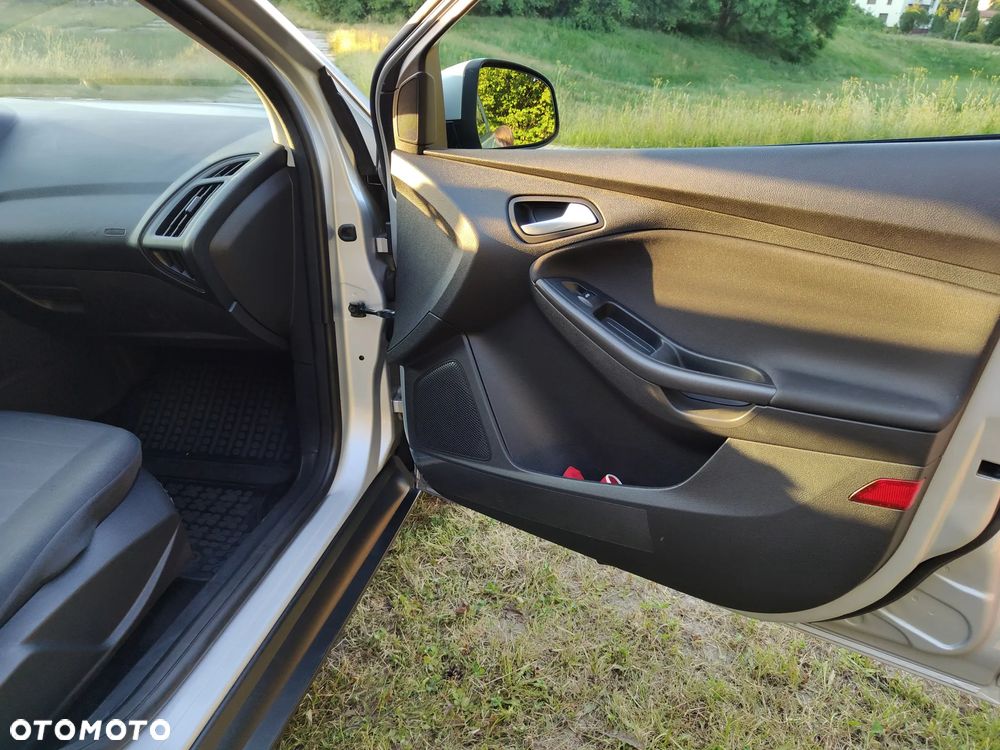 Ford Focus 1.5 EcoBoost Titanium ASS - 28
