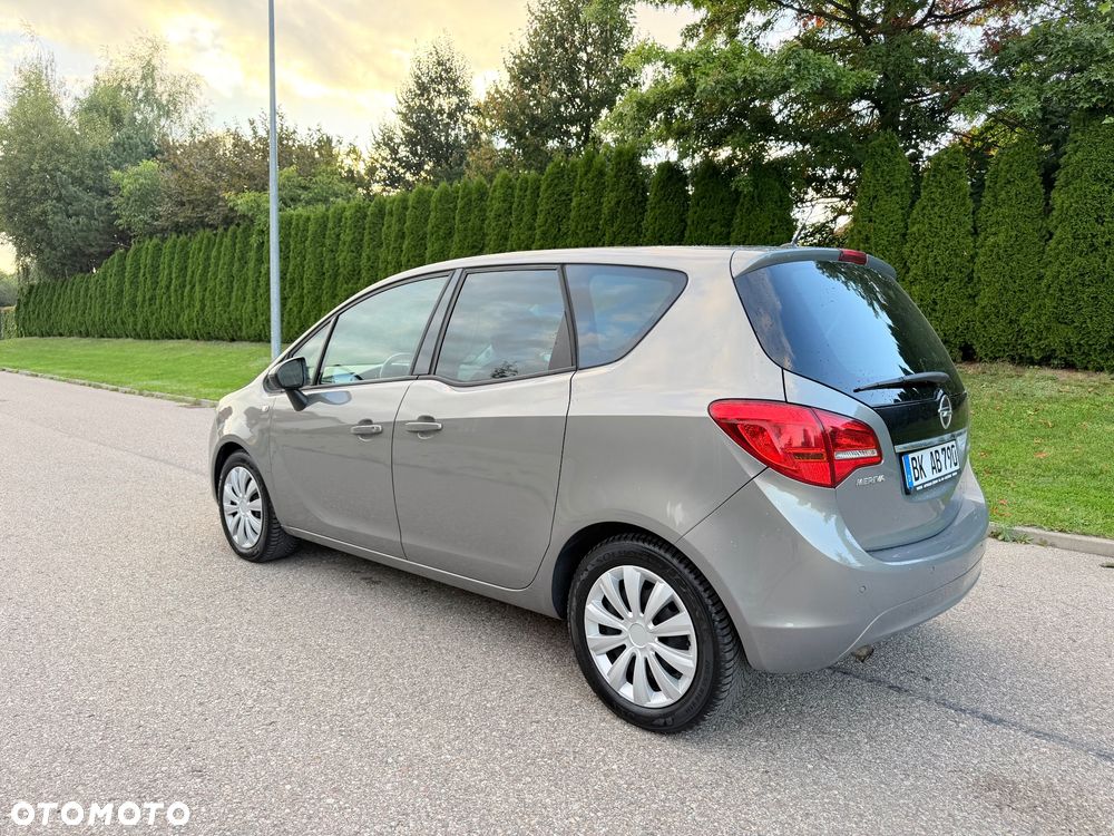 Opel Meriva - 24