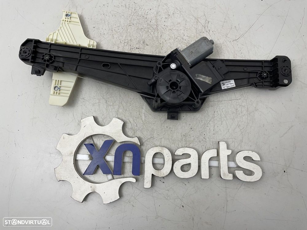 Motor elevador Dto Trás PEUGEOT 3008 SUV (M) REF. 9830388880 - 1