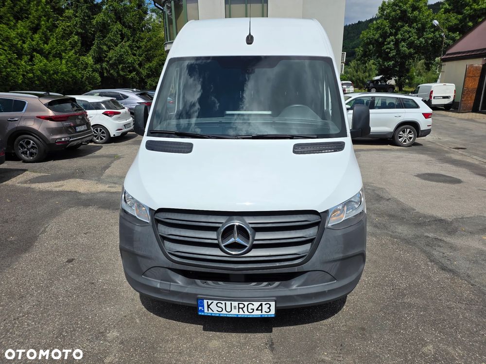 Mercedes-Benz Sprinter 215 automat rok 2022 klima webasto średni kamera tempomat - 7