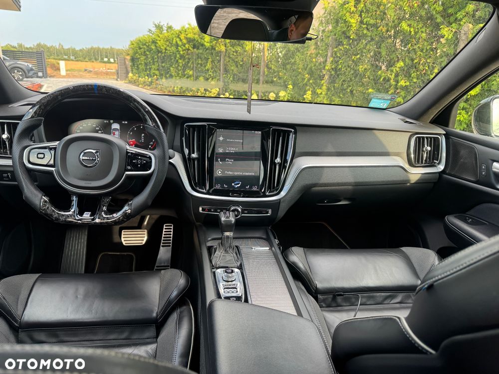 Volvo S60 T5 AWD R-Design - 5
