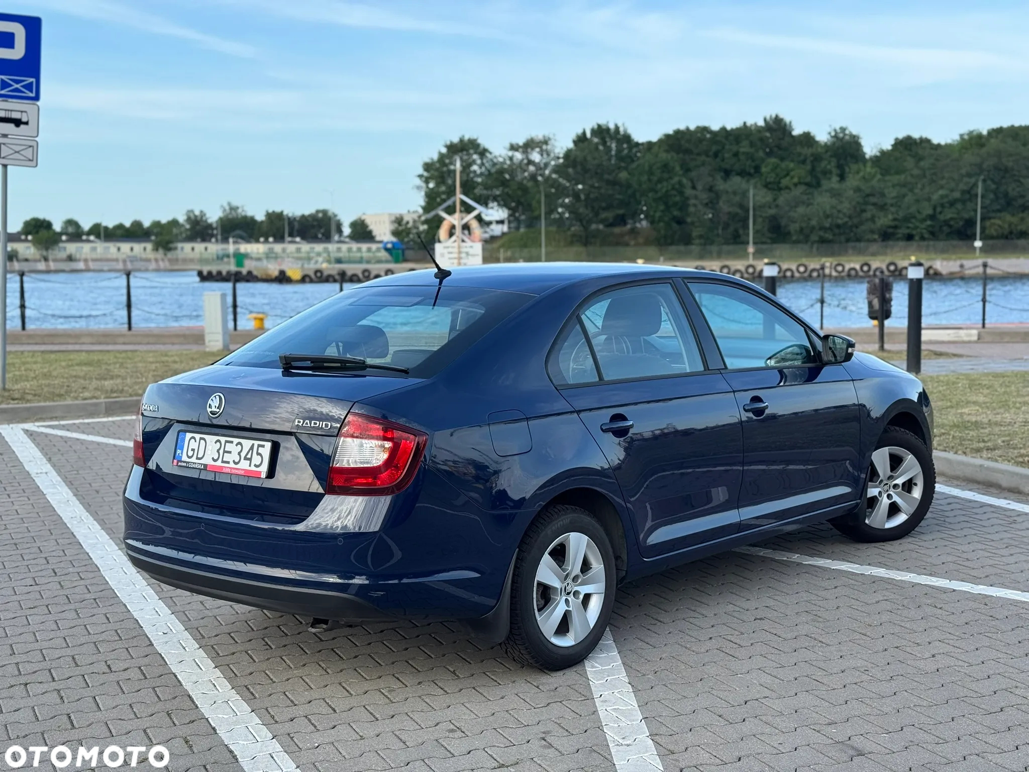 Skoda RAPID 1.0 TSI Active - 21