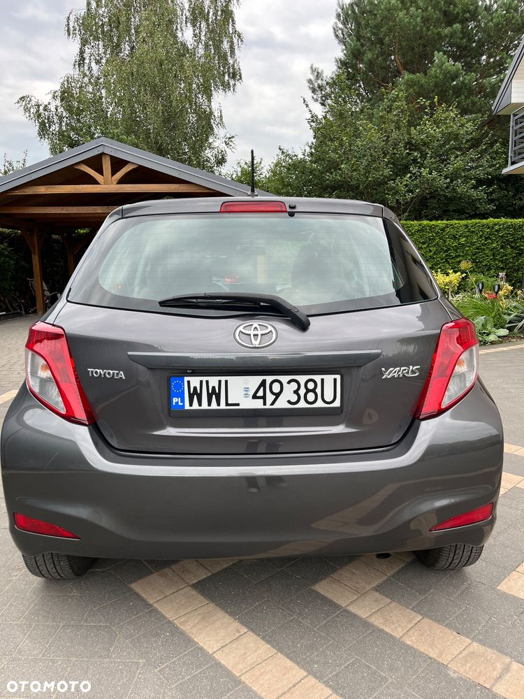 Toyota Yaris - 7