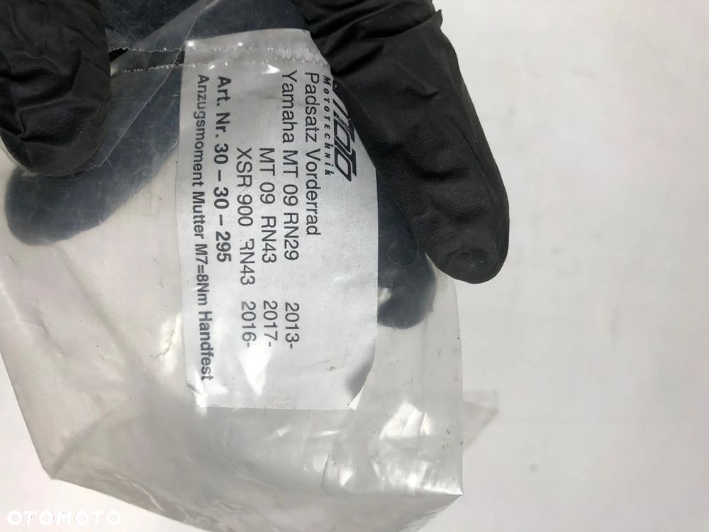 Yamaha MT 09 RN29 RN43 13-20 Crash Pady Osi Mototechnik - 5