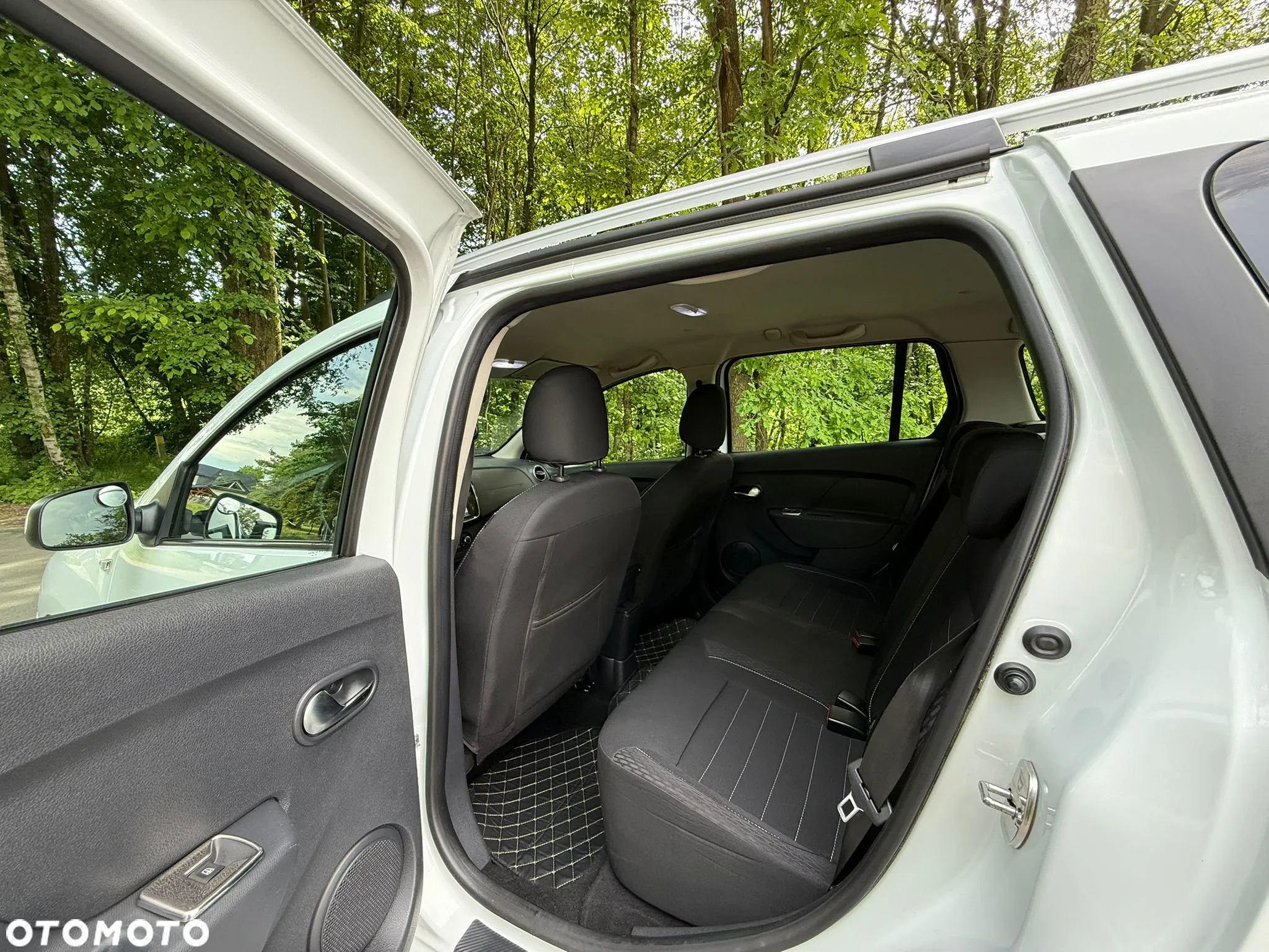 Dacia Logan MCV 1.0 TCe Laureate S&S - 28