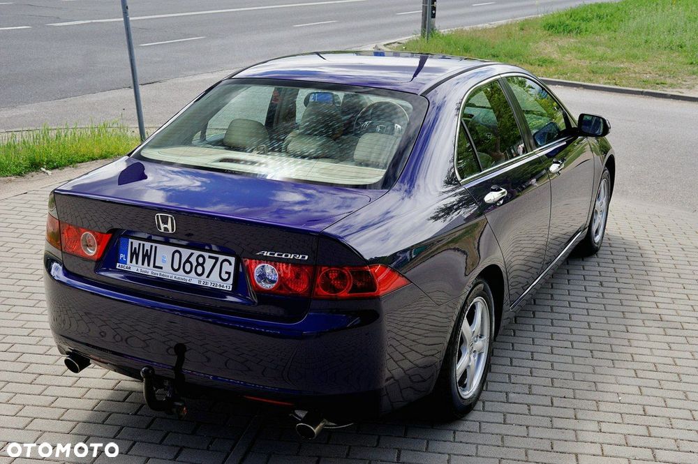 Honda Accord - 12