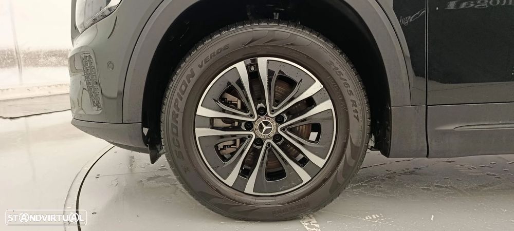 Mercedes-Benz GLB 180 d - 17