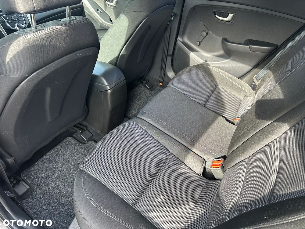 Hyundai i30 i30cw 1.4 Advantage - 15