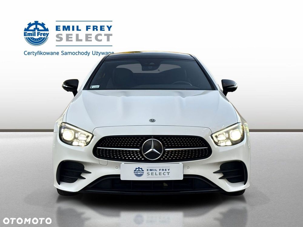 Mercedes-Benz Klasa E - 9