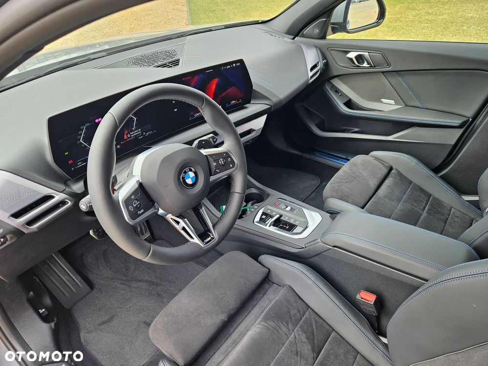 BMW Seria 1 120 mHEV - 10