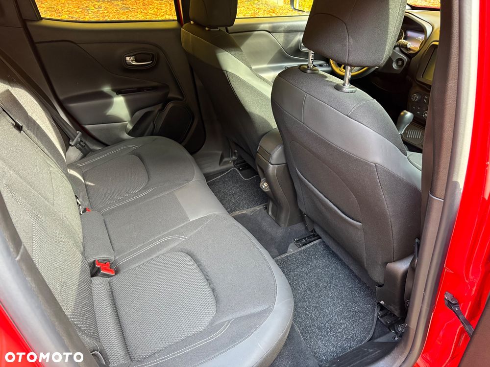 Jeep Renegade - 15