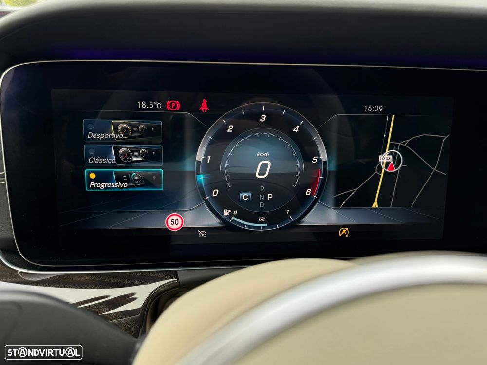 Mercedes-Benz CLS 350 d 4Matic AMG Line - 35