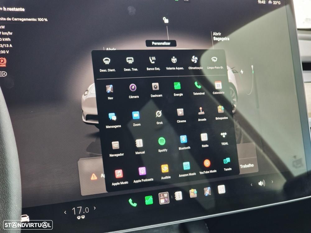 Tesla Model Y Long Range Dual Motor AWD - 15
