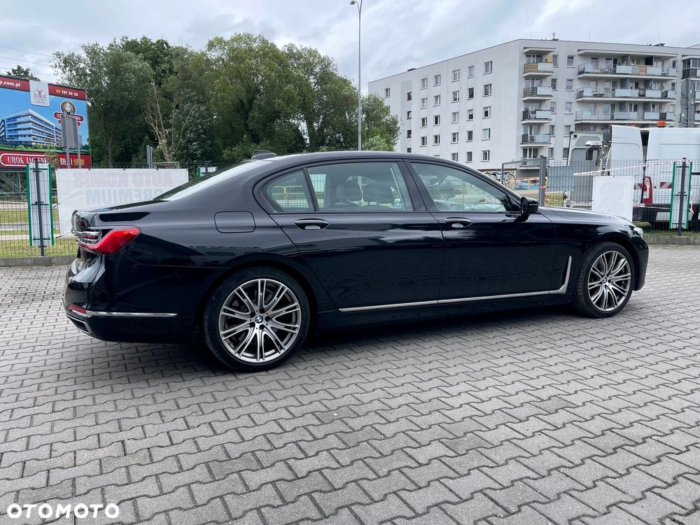 BMW Seria 7 730Ld xDrive mHEV - 10