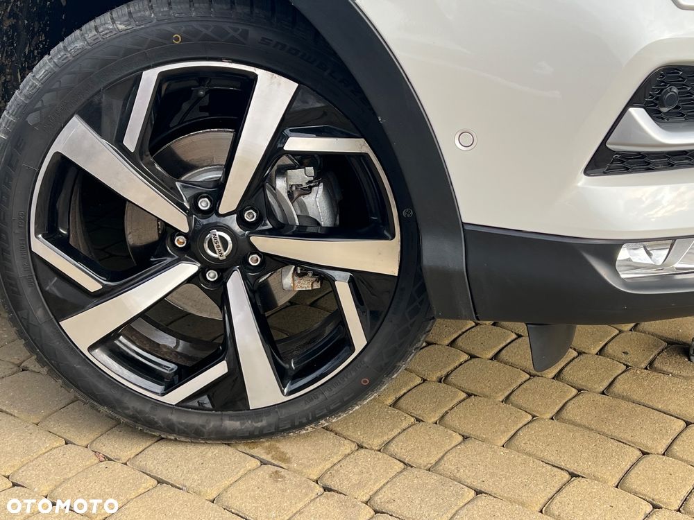 Nissan Qashqai 1.6 DIG-T TEKNA+ - 39