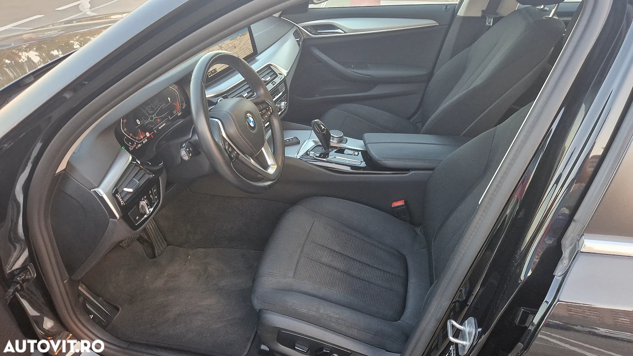 BMW Seria 5 520d Touring Aut. Luxury Line - 6