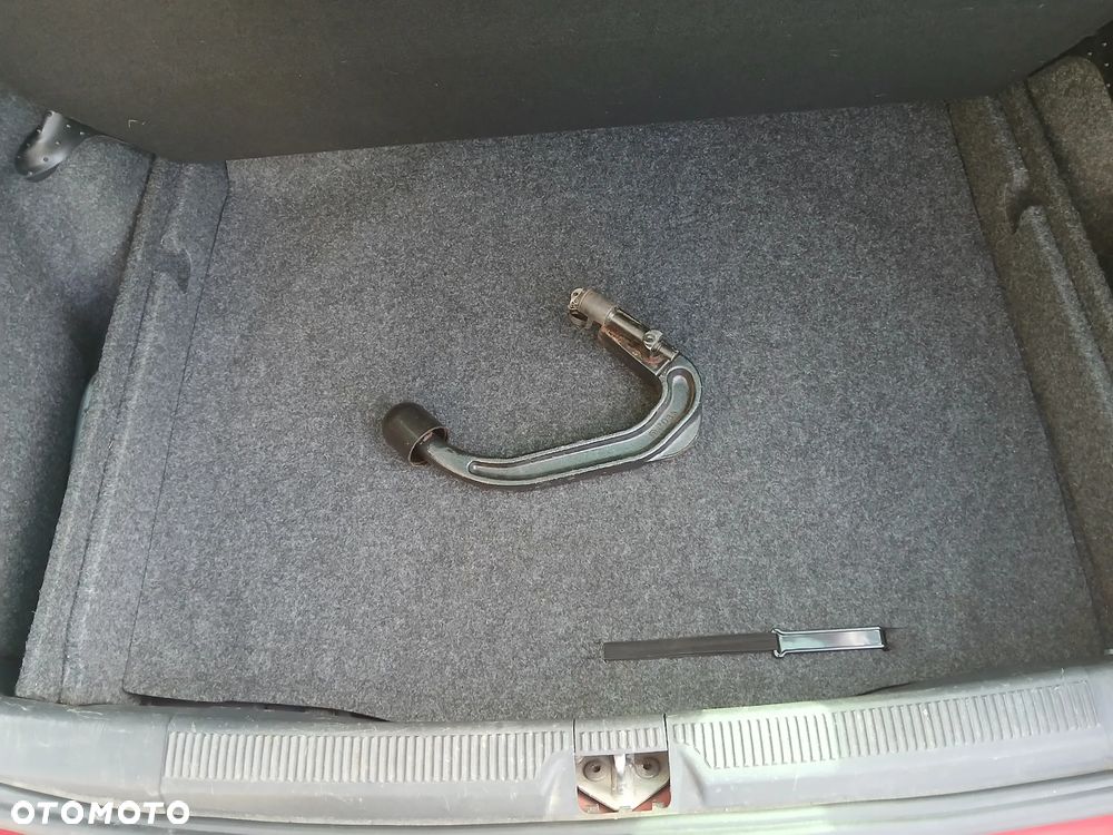 Skoda Octavia 2.0 TDI DPF RS DSG - 38