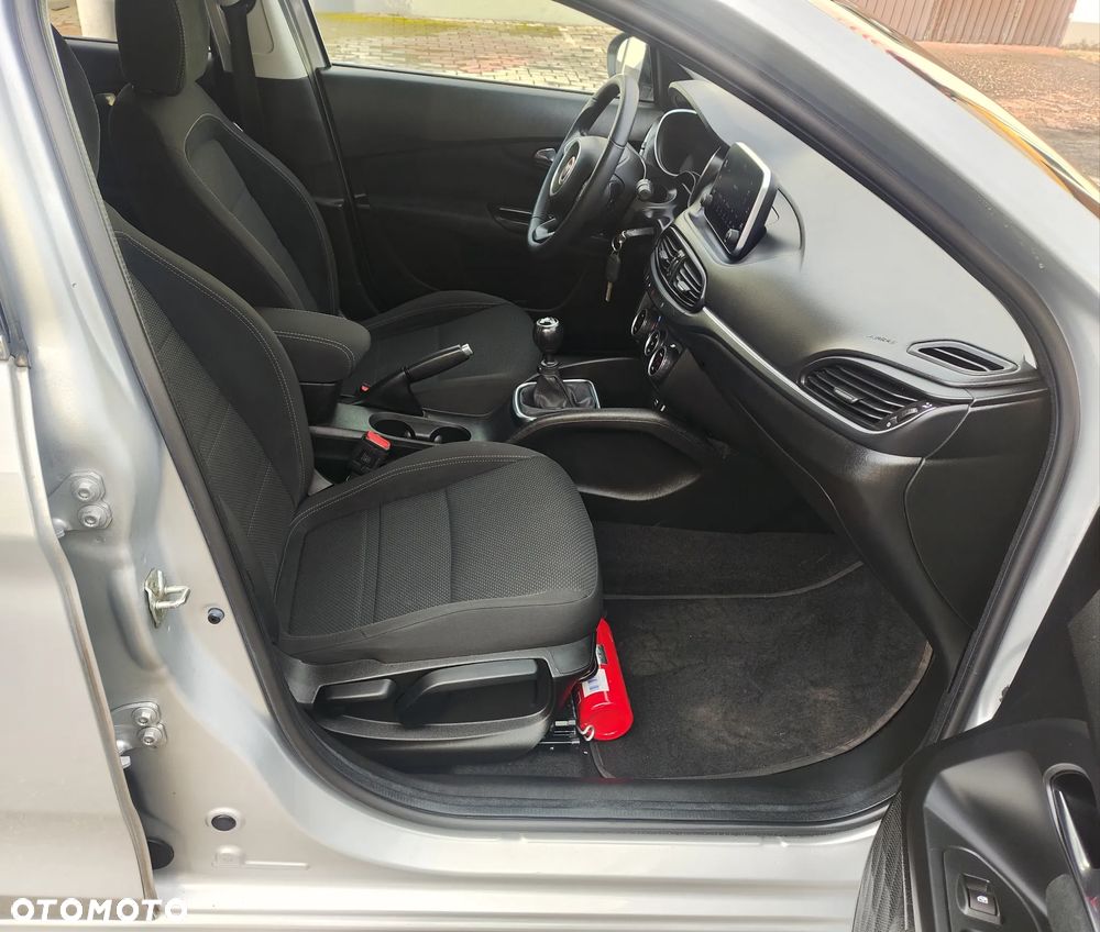 Fiat Tipo 1.4 T-Jet Lounge - 21