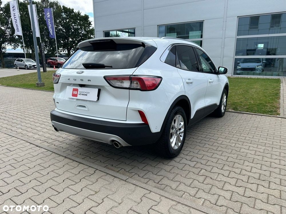 Ford Kuga - 9