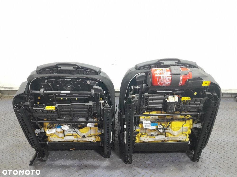 MERCEDES A KLASA W177 HB FOTELE KOMPLET PÓŁ SKÓRA EUROPA - 8
