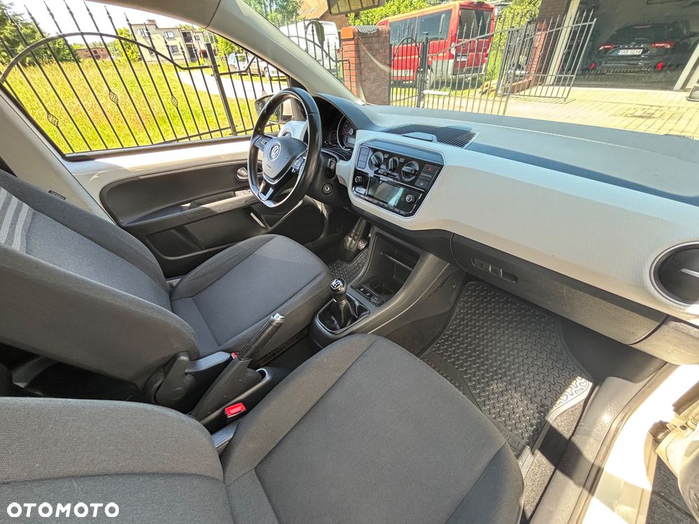 Volkswagen up! 1.0 high - 6