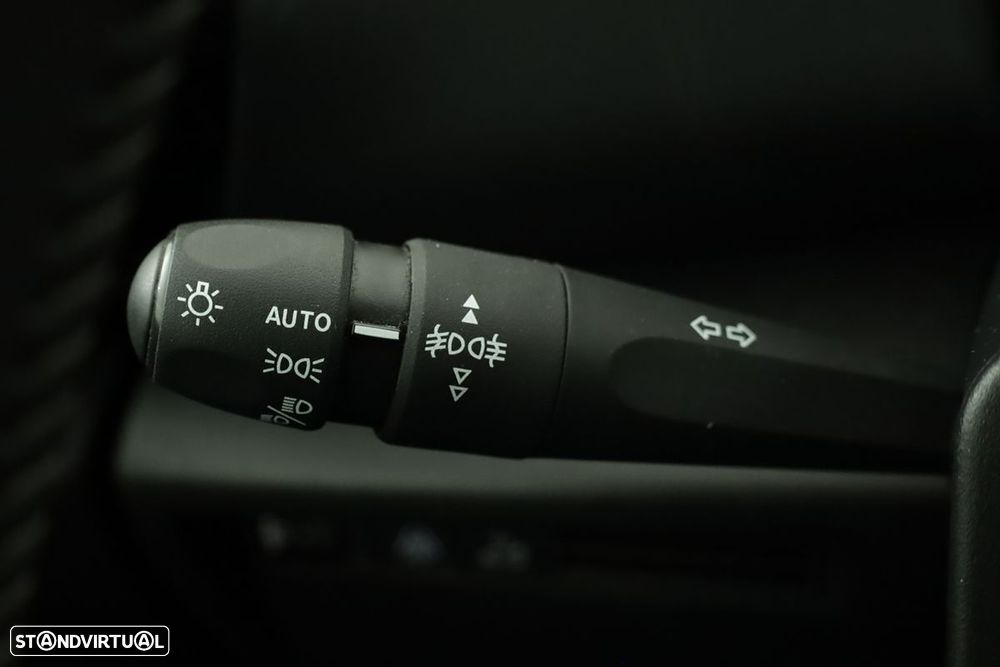 Citroën C4 X 1.5 BlueHDi Feel Pack EAT8 - 17