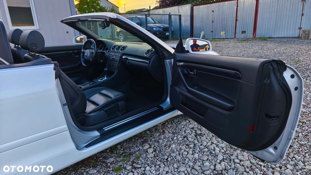 Audi A4 Cabrio - 23