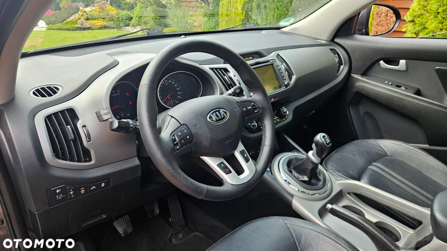 Kia Sportage 1.7 CRDI 2WD Dream-Team Edition - 15