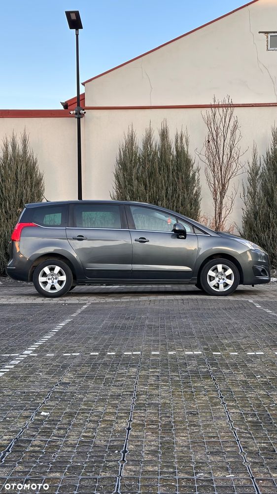 Peugeot 5008 BlueHDI 120 EAT6 Stop & Start Allure - 11