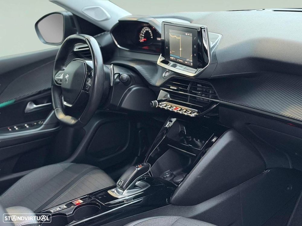 Peugeot 2008 1.5 BlueHDi Allure Pack EAT8 - 11
