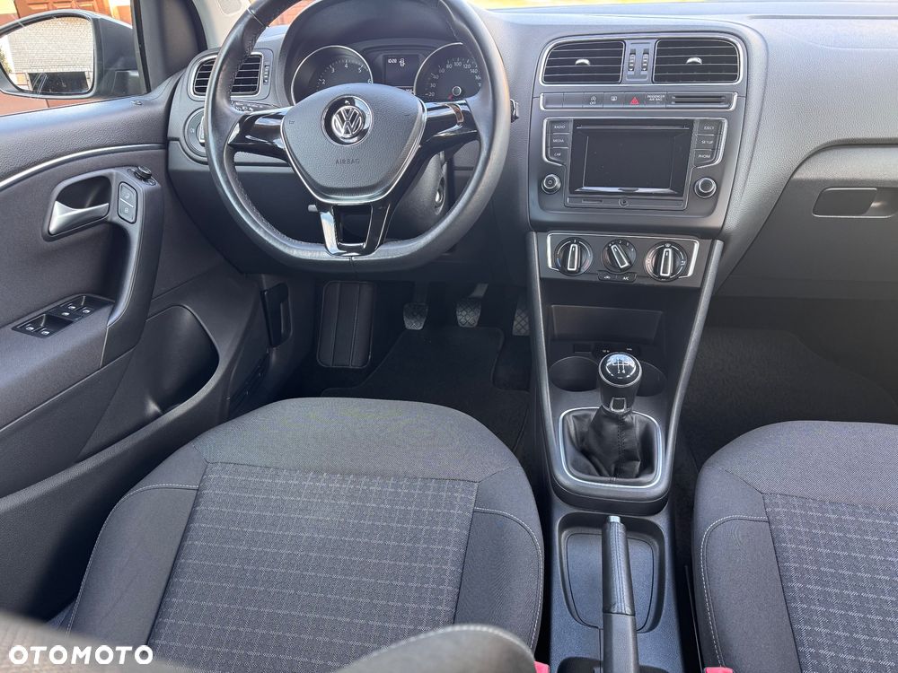 Volkswagen Polo - 14
