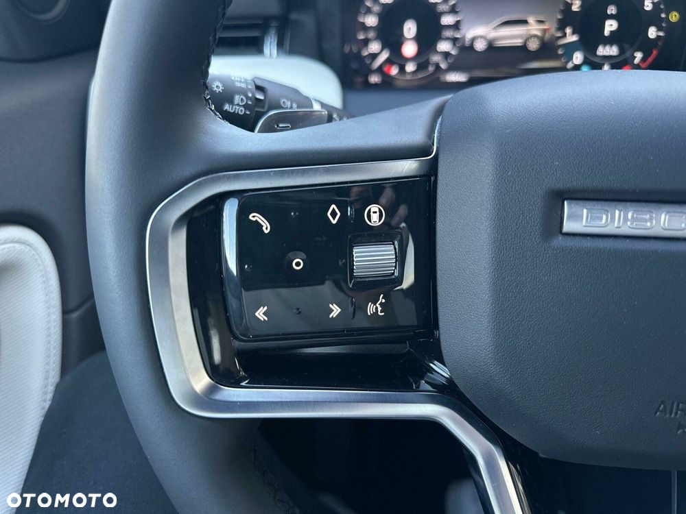 Land Rover Discovery Sport - 16