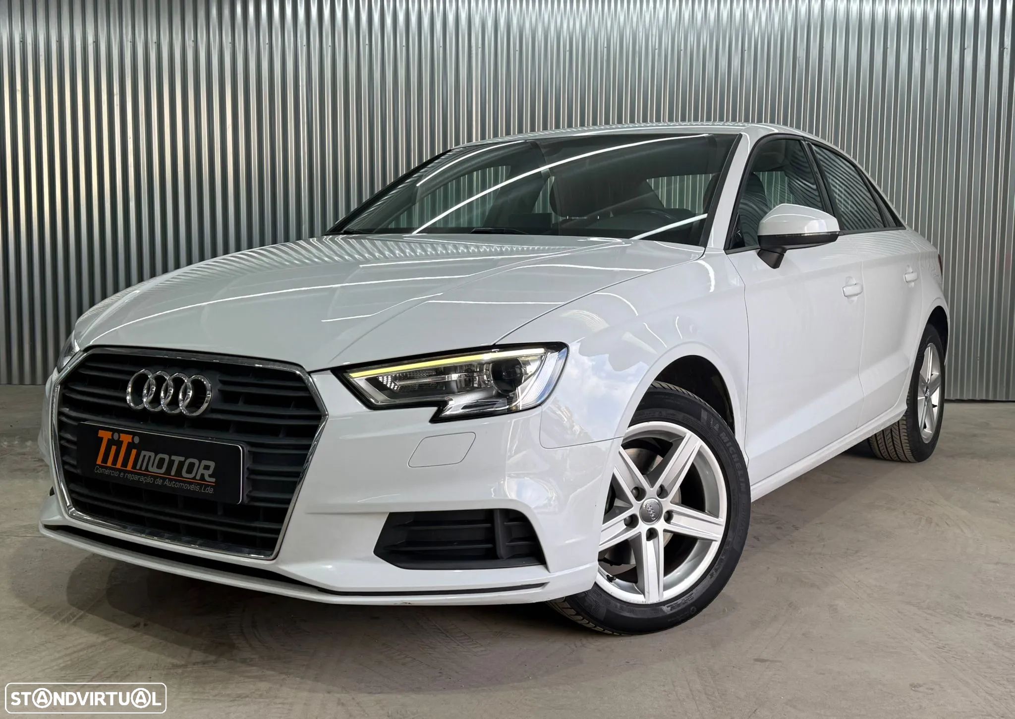 Audi A3 Limousine 1.6 TDI Sport - 1