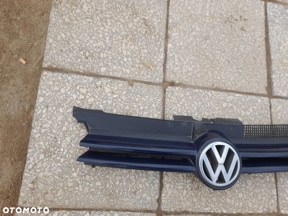 VW GOLF IV 4 GRILL ATRAPA - 2