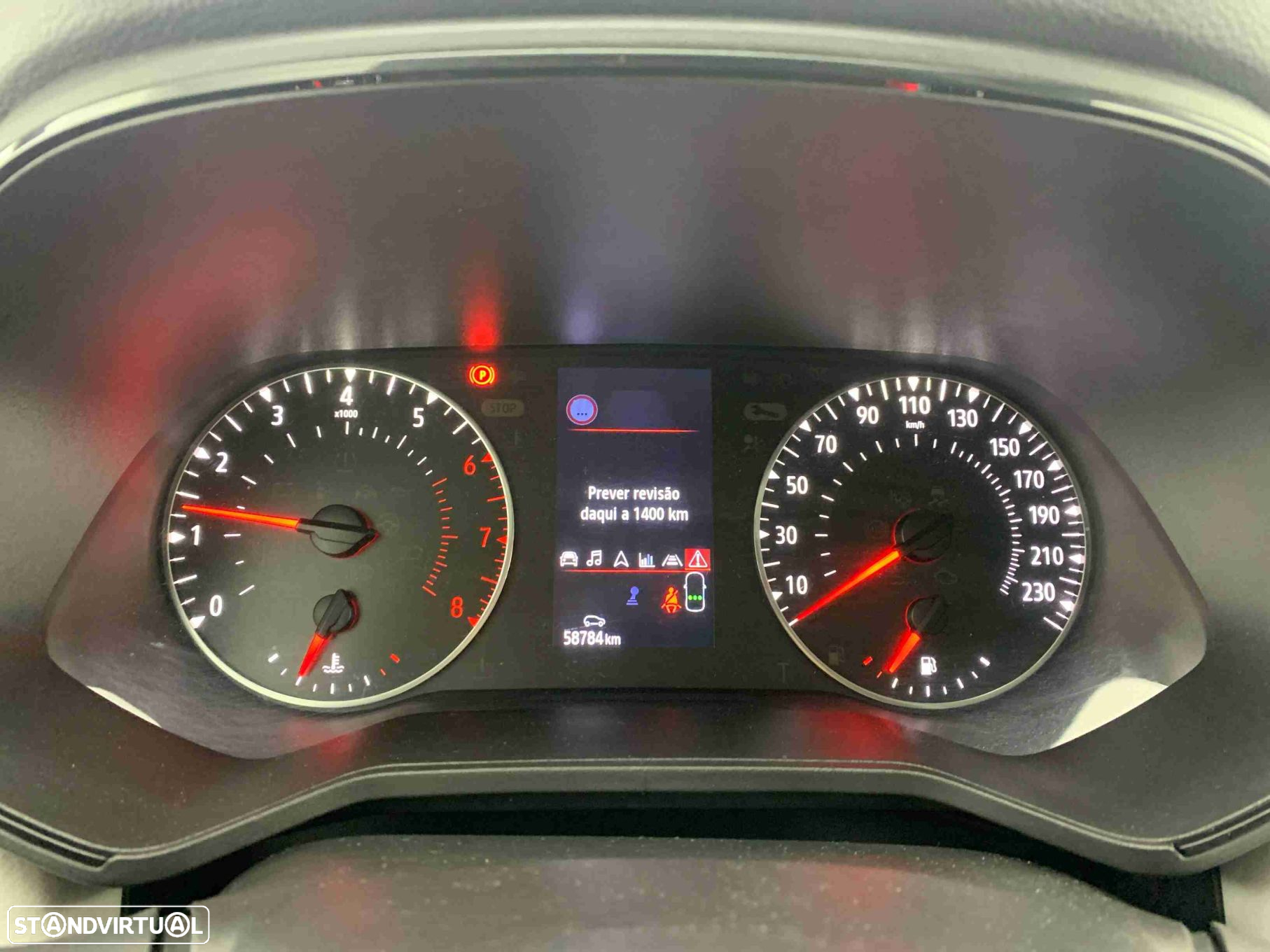 Renault Clio 1.0 TCe Evolution Bi-Fuel - 11