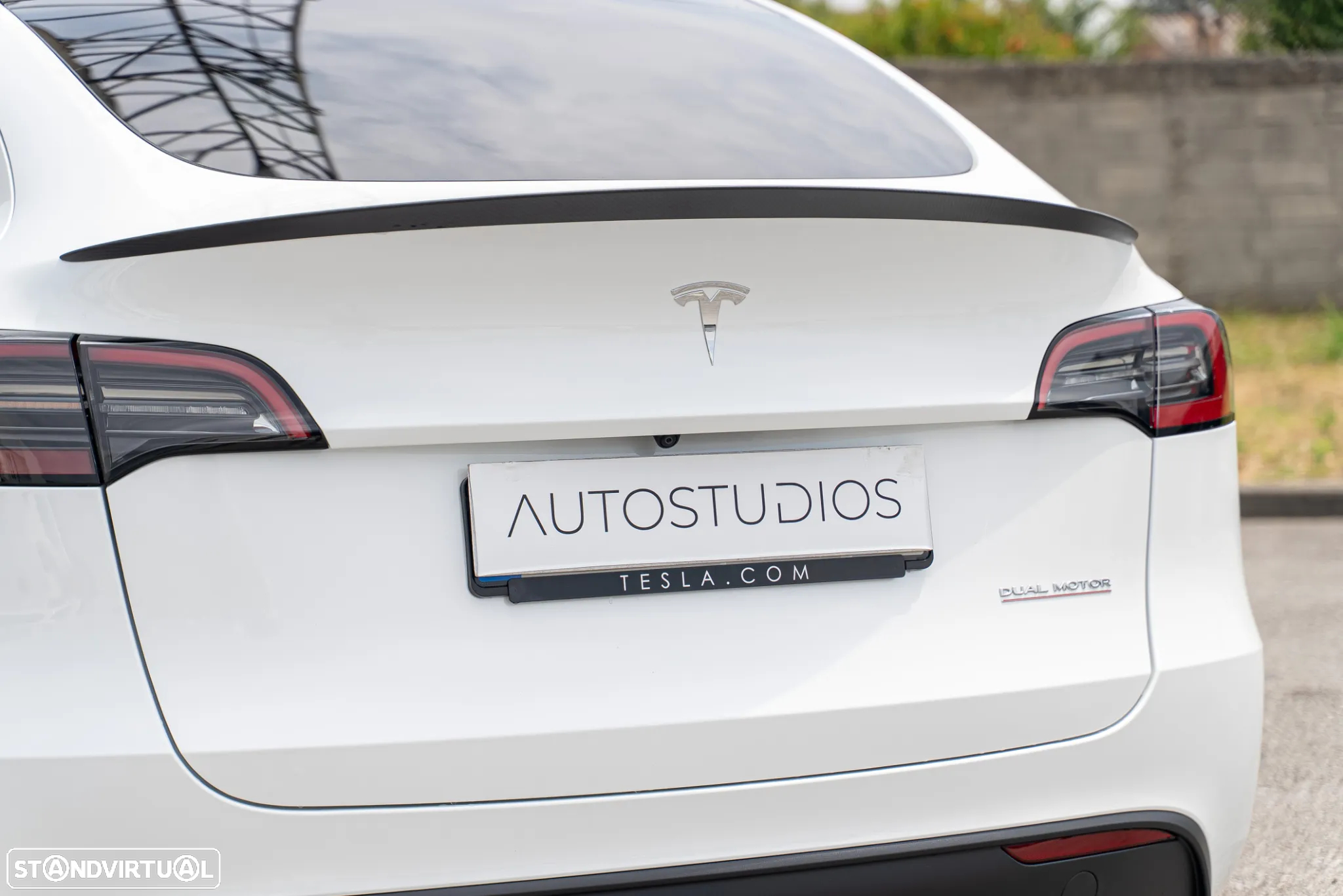 Tesla Model Y Performance Tração Integral - 17